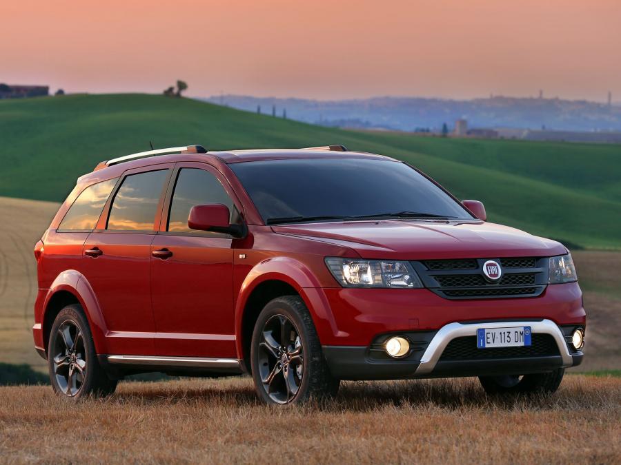  Fiat Freemont Cross 2014 года  (фото 27 из 32)